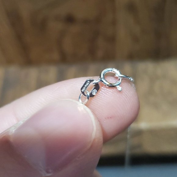 18 Inch 925 Sterling Silver Beautiful Unique Tree Pendant Necklace - Picture 4 of 6